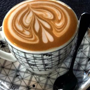 Meet your Posher, Kari